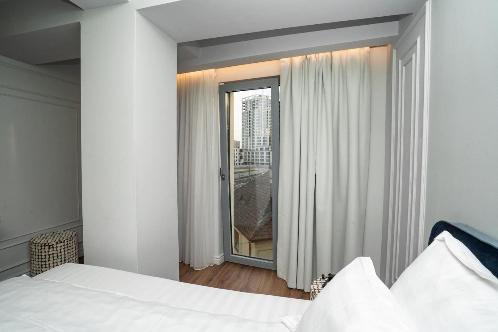 Cosmopolita Boutique Hotel Timisoara Bagian luar foto