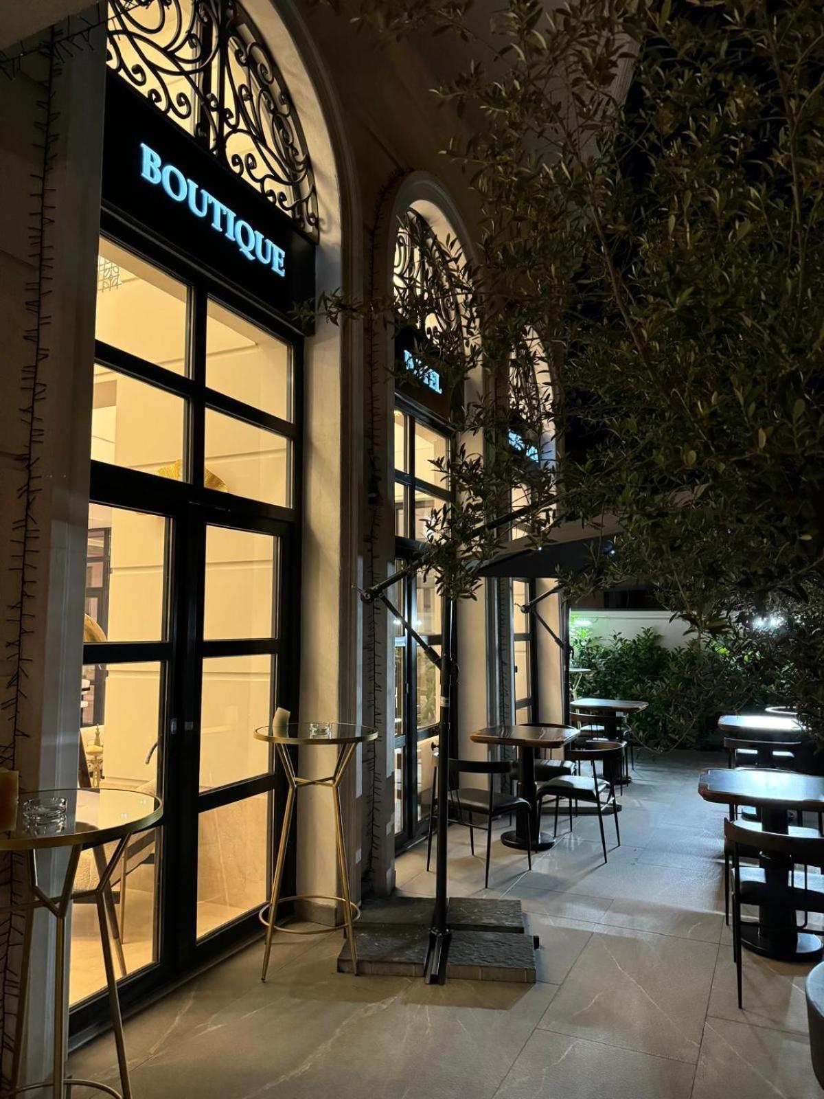 Cosmopolita Boutique Hotel Timisoara Bagian luar foto